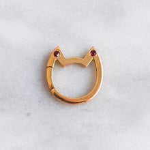 Load image into Gallery viewer, 18K Yellow Gold Eye of the Cat Connector with Ruby Tips
