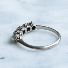 Load image into Gallery viewer, Vintage Half-Loop 5-Stone Pearl Ring
