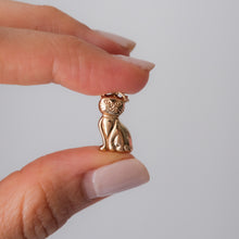 Load image into Gallery viewer, Vintage 9K Yellow Gold Sitting Cat Charm
