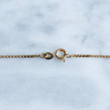 Load image into Gallery viewer, Vintage 20 inch Box-Link Chain
