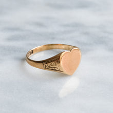 Load image into Gallery viewer, Vintage Heart Signet Ring
