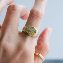 Load image into Gallery viewer, Antique Victorian &quot;HWD&quot; Signet Ring
