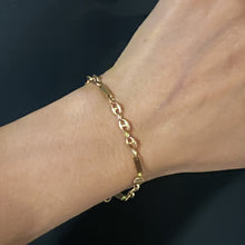 Load image into Gallery viewer, 14K Yellow Gold Gucci &amp; Bar-Link Bracelet
