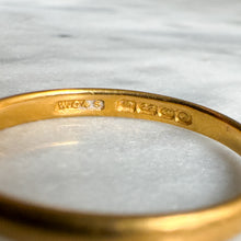 Load image into Gallery viewer, 1930s Art Deco 22K Yellow Gold Band
