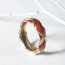 Load image into Gallery viewer, Tiffany &amp; Co. 18K Yellow Gold Red X Design Enamel Band Size US 8.25 / UK Q
