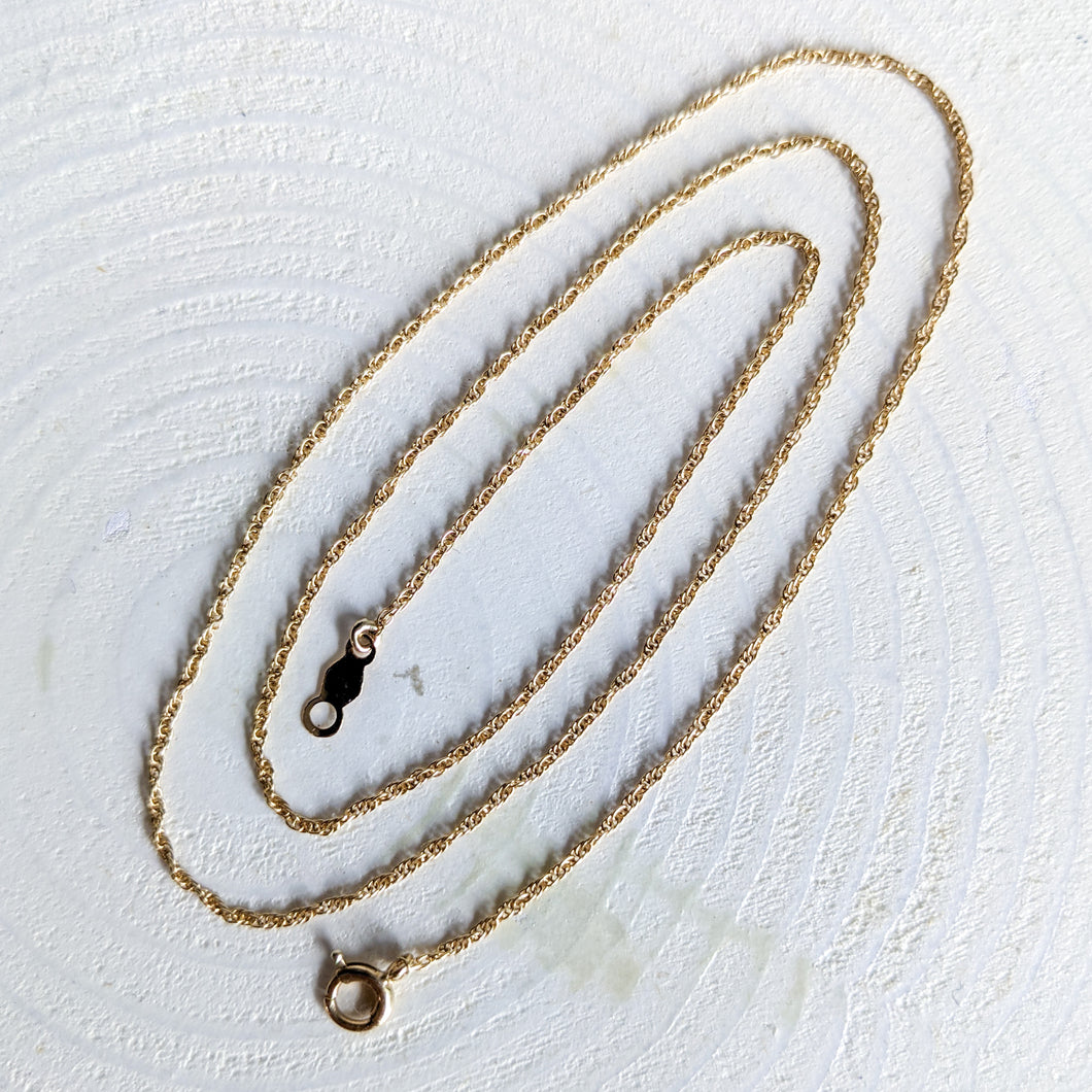 16.5 inches 14K Yellow Gold Dainty Twist Rope Chain