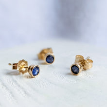 Load image into Gallery viewer, 14k Yellow Gold Minimalist 2.9mm Sapphire Stud Earring
