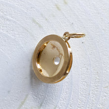 Load image into Gallery viewer, Vintage 18K Yellow Gold Moonrise Moonstone Pendant
