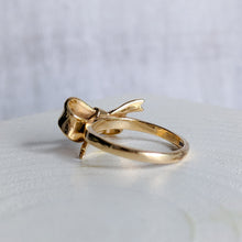 Load image into Gallery viewer, 14K Yellow Gold Bow Ring US 3.5 / UK F.5
