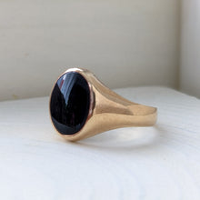 Load image into Gallery viewer, Antique 14K Yellow Gold Onyx Ring Size US 7.75 / UK P
