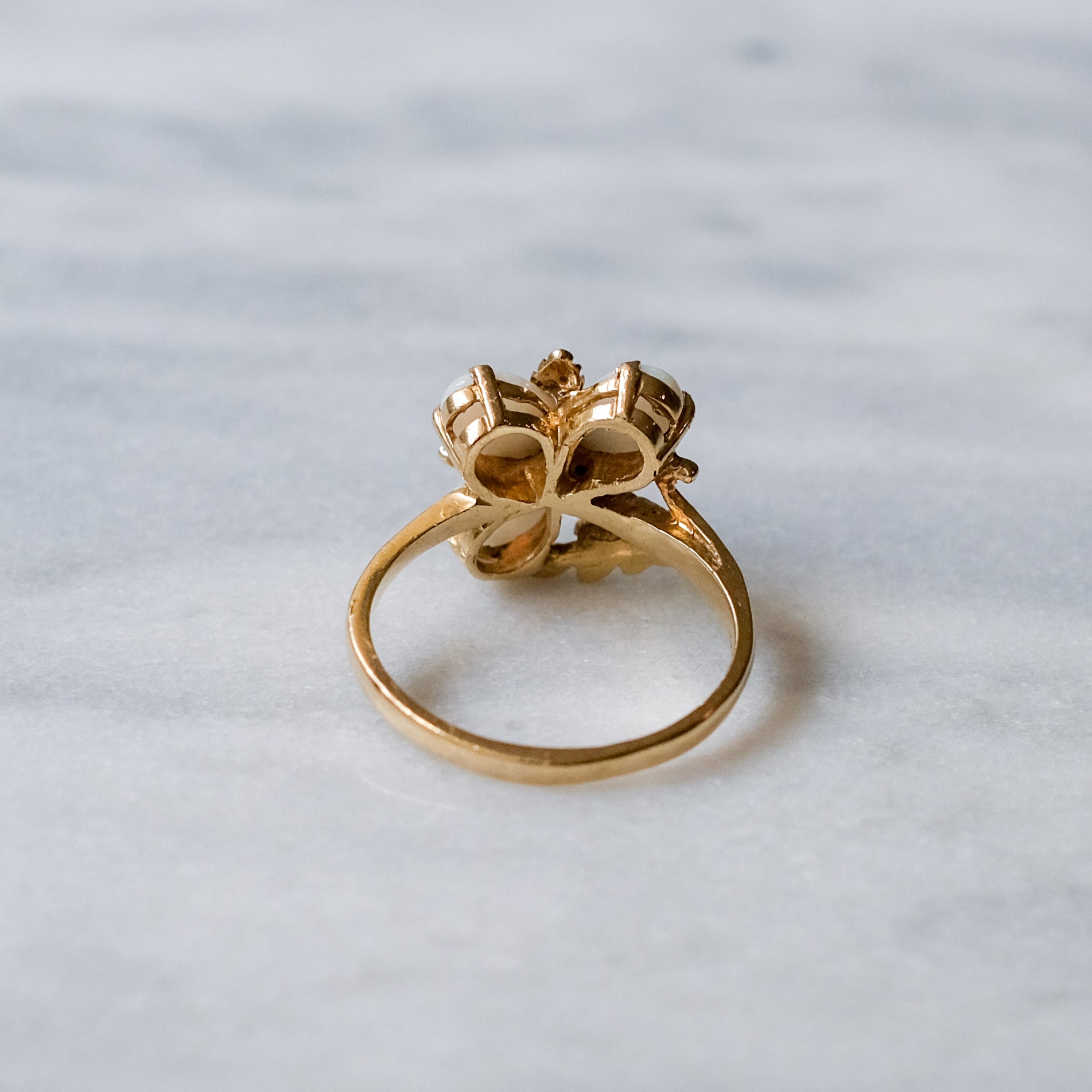Romany 14k gold ring top
