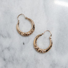 Load image into Gallery viewer, Vintage 1920s 14K Yellow Gold Bow Hoop Earrings
