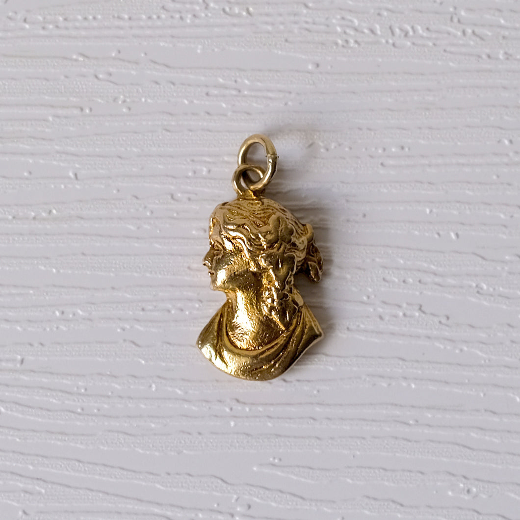 9K Yellow Gold Art Nouveau Style Lady Portrait Charm