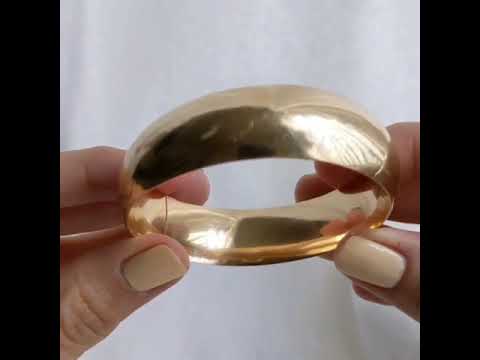 14K Yellow Gold Large Hinged Bangle Bracelet